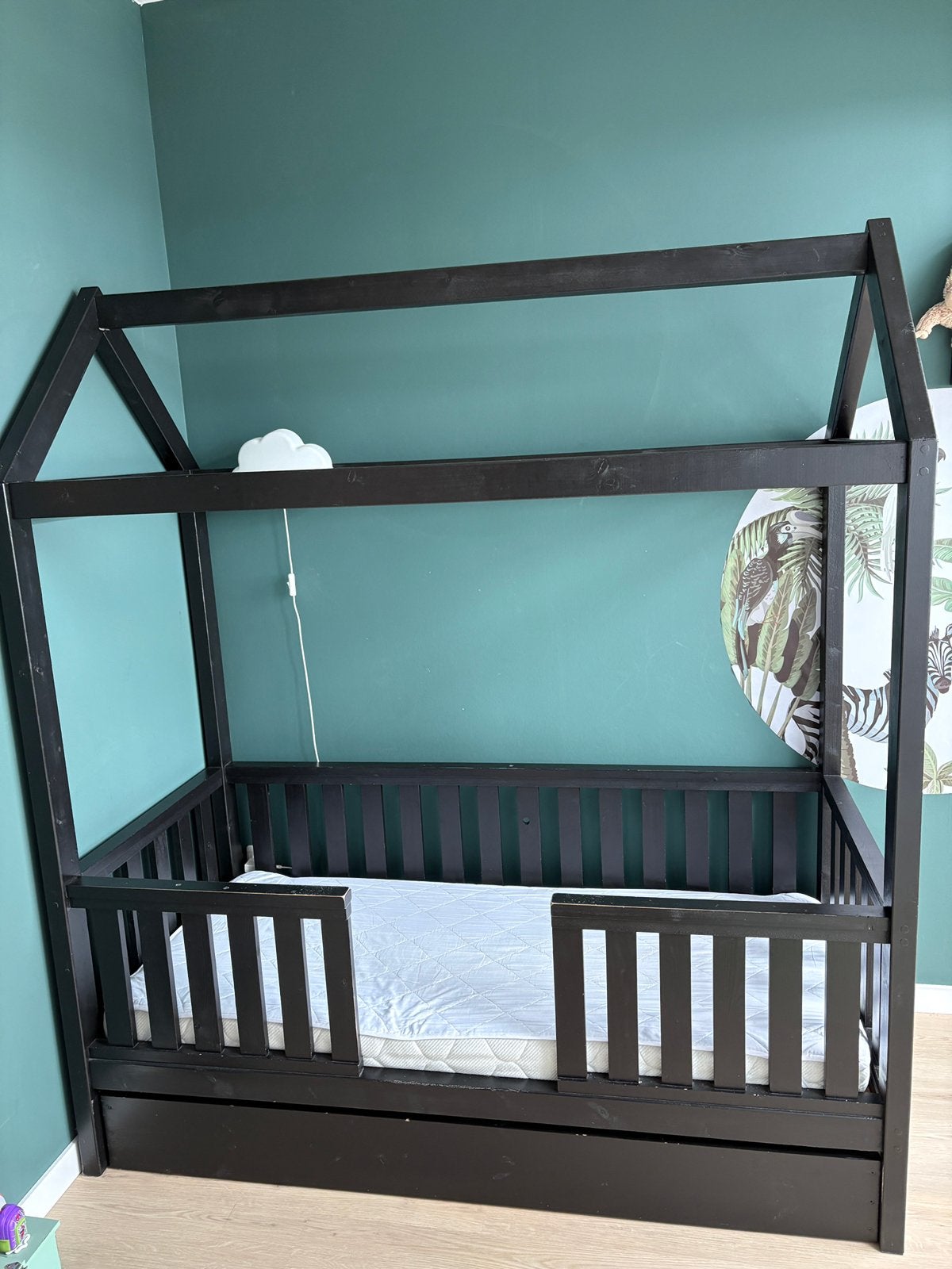 Bedhuisje peuter met lade incl lattenbodem, matras etc, Ophalen, 70 tot 85 cm, Zo goed als nieuw, Lattenbodem