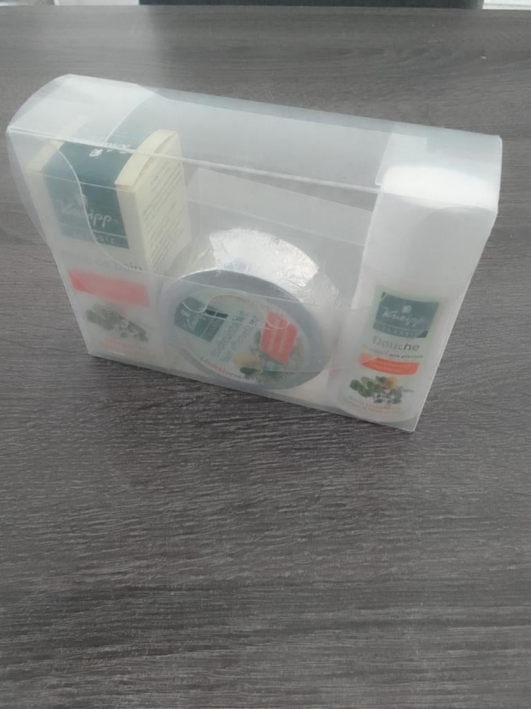 Kneipp verzorgingsset: Douche, Badolie & Bruisbal, Ophalen, Nieuw, Bad & Douche
