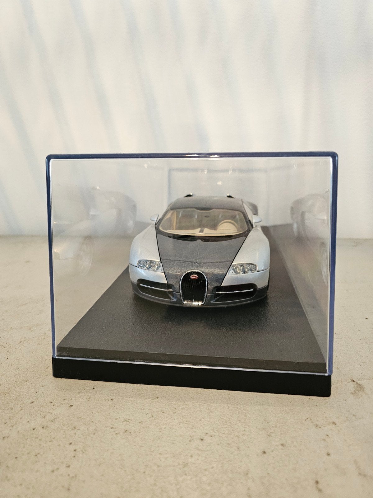 AutoArt Bugatti Veyron grijs 16.4 1:18, Ophalen of Verzenden, Nieuw, Auto, Autoart