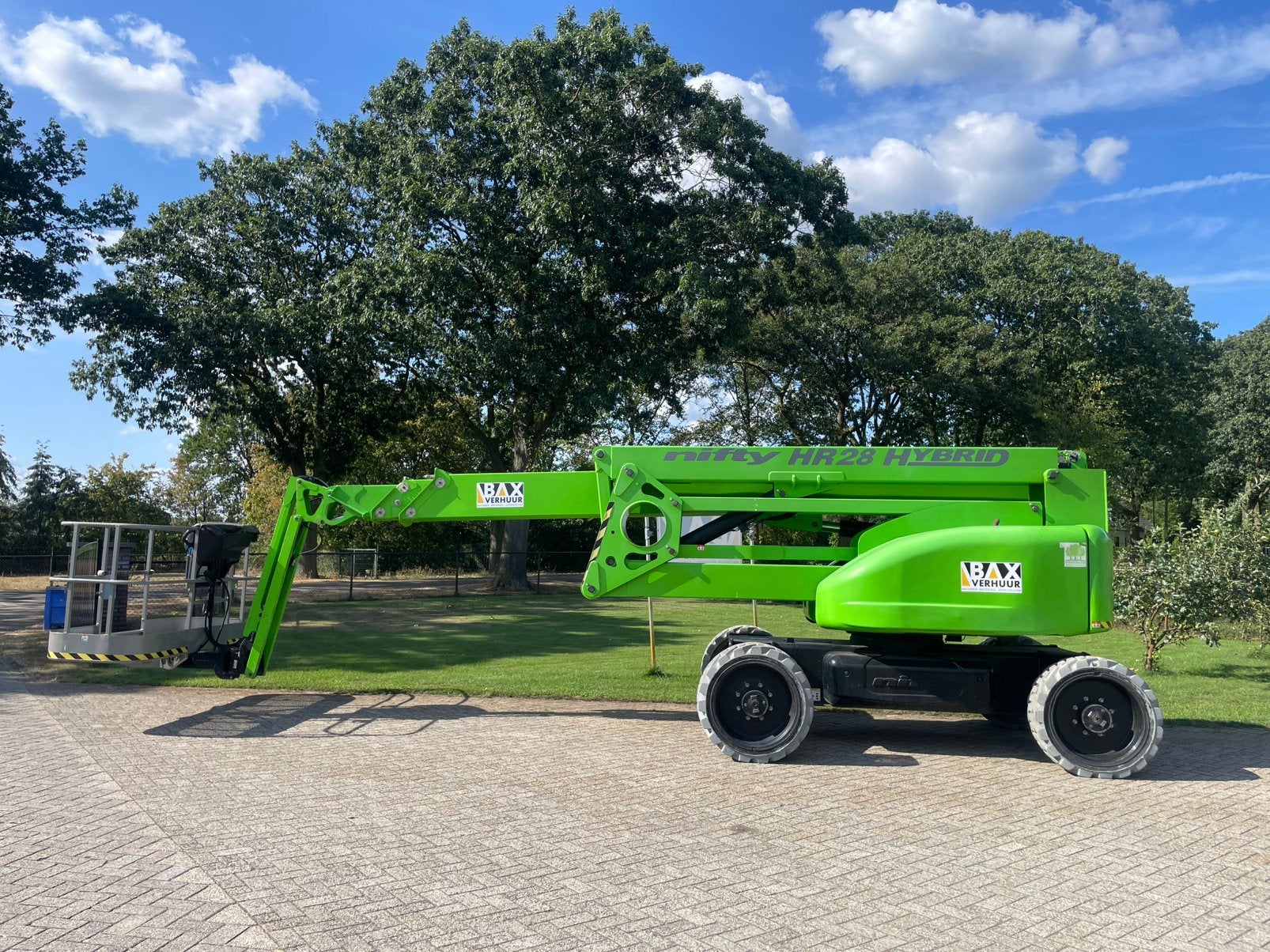 Nifty HR 28 knik-telescoophoogwerker hybride als nieuw!!, Ophalen
