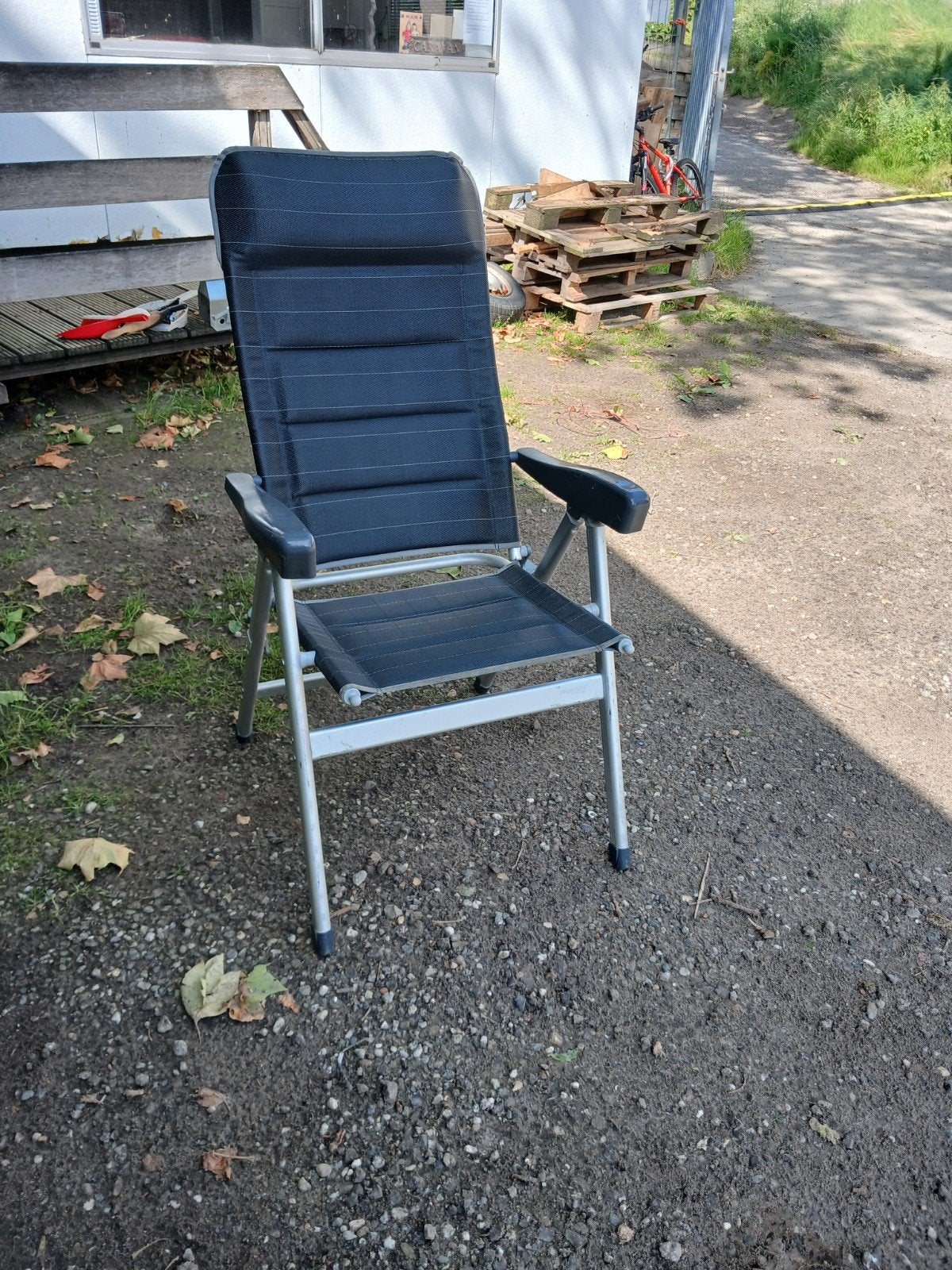 Camping stoel met gratis  voetenbankje, Ophalen, Campingstoel
