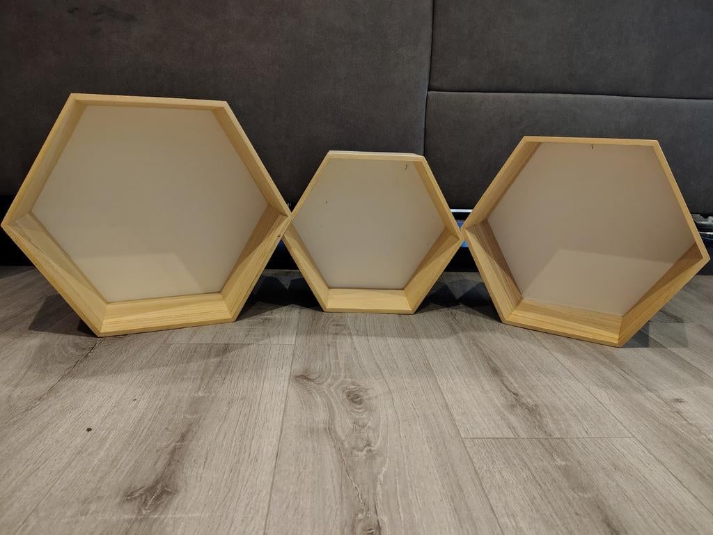 Set van 3 houten zeshoekige bakken/wandplanken, Ophalen, Gebruikt