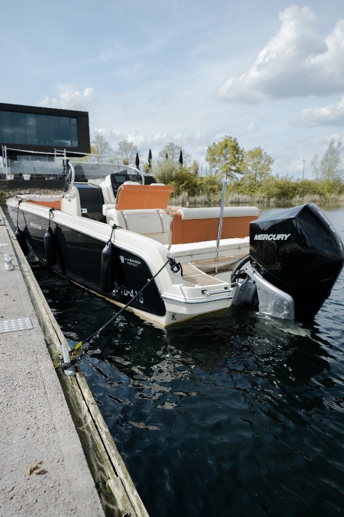 Invictus FX 240 Consoleboot, 70 pk of meer, Zo goed als nieuw, Viertaktmotor, 250 pk