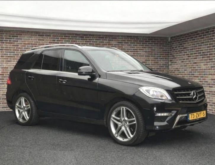 Mercedes ML350 AMG LED. Ketting en luchtvering vervangen, Automaat, Zwart, Zwart, Vierwielaandrijving