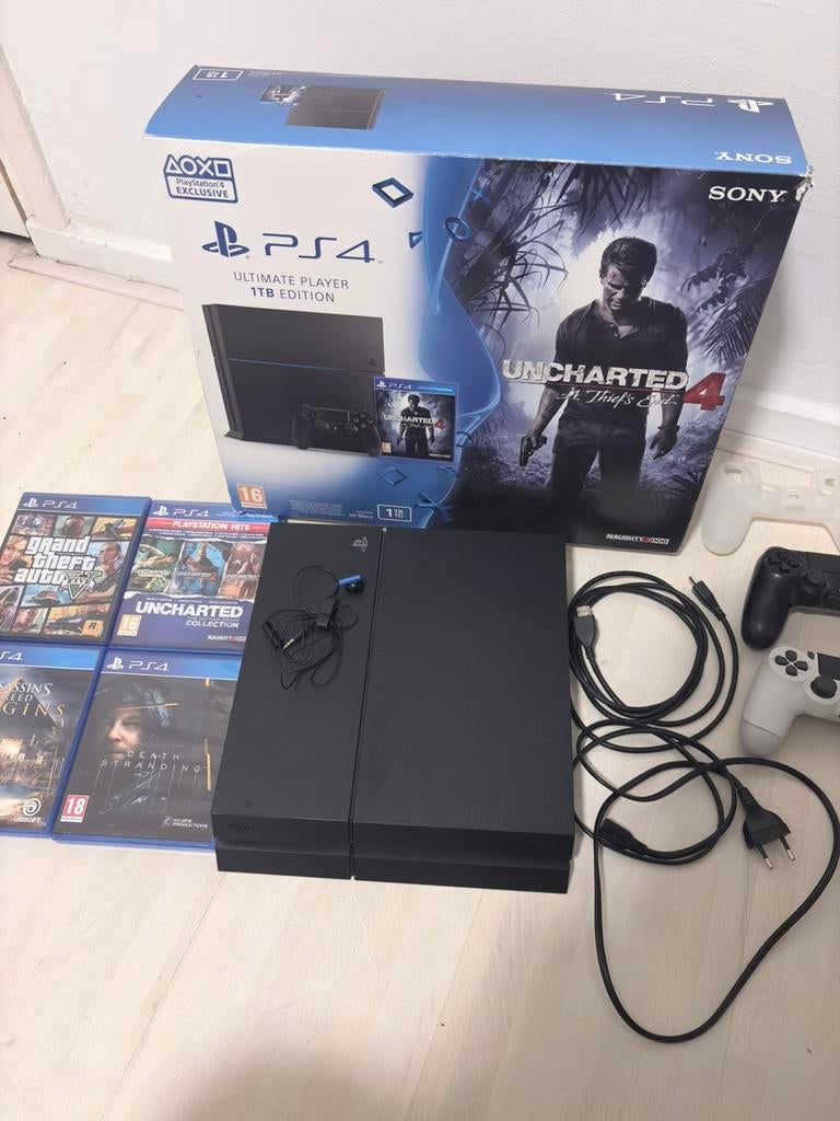 PS4 1TB + 2 Controllers + Games + Original Box, Ophalen of Verzenden, Zo goed als nieuw, Met 2 controllers, Original