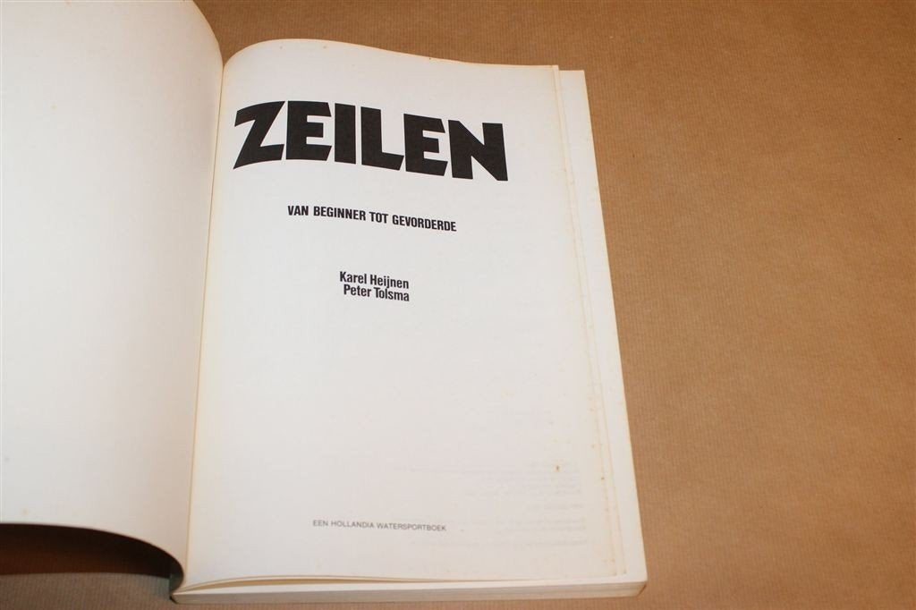 Zeilen — Van Beginner tot Gevorderde ANWB Leerboek 1981, Ophalen of Verzenden, Gelezen, Overige onderwerpen
