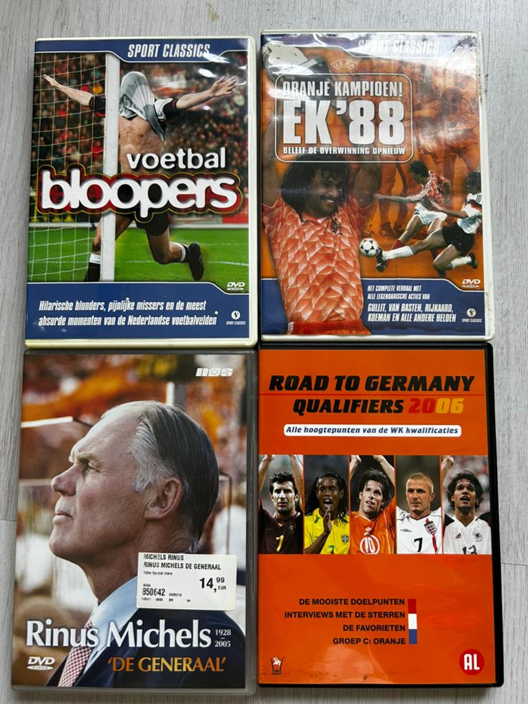Voetbal DVD WK EK 4 voetbal DVD, Cd's en Dvd's, Alle leeftijden, Ophalen of Verzenden, Zo goed als nieuw