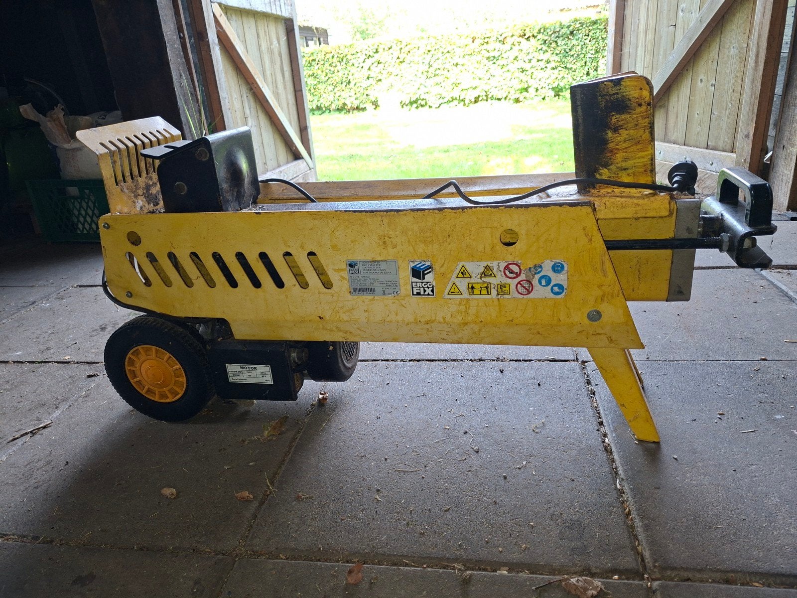 Ergo Fix Houtklover 7000 KG - Krachtige Houtkloofmachine, Ophalen, Gebruikt