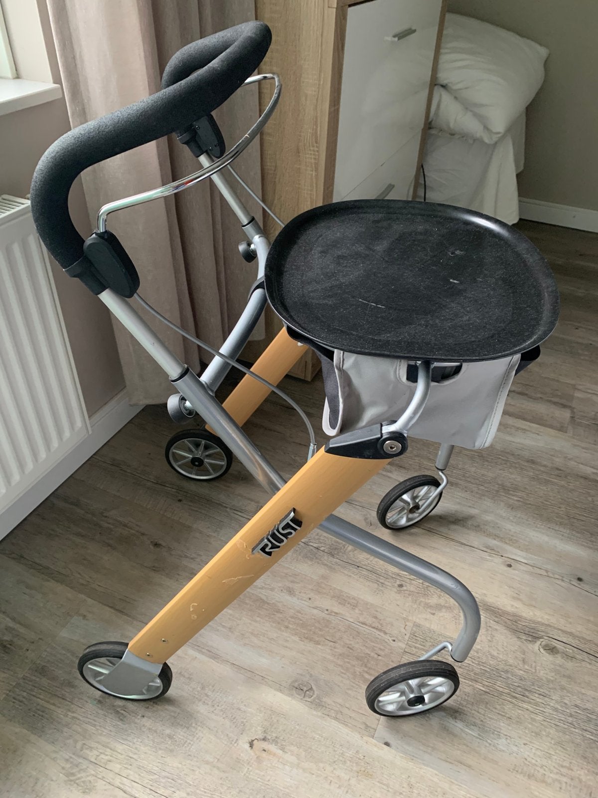 Trust care rollator voor binnen, Ophalen, Lichtgewicht, Gebruikt