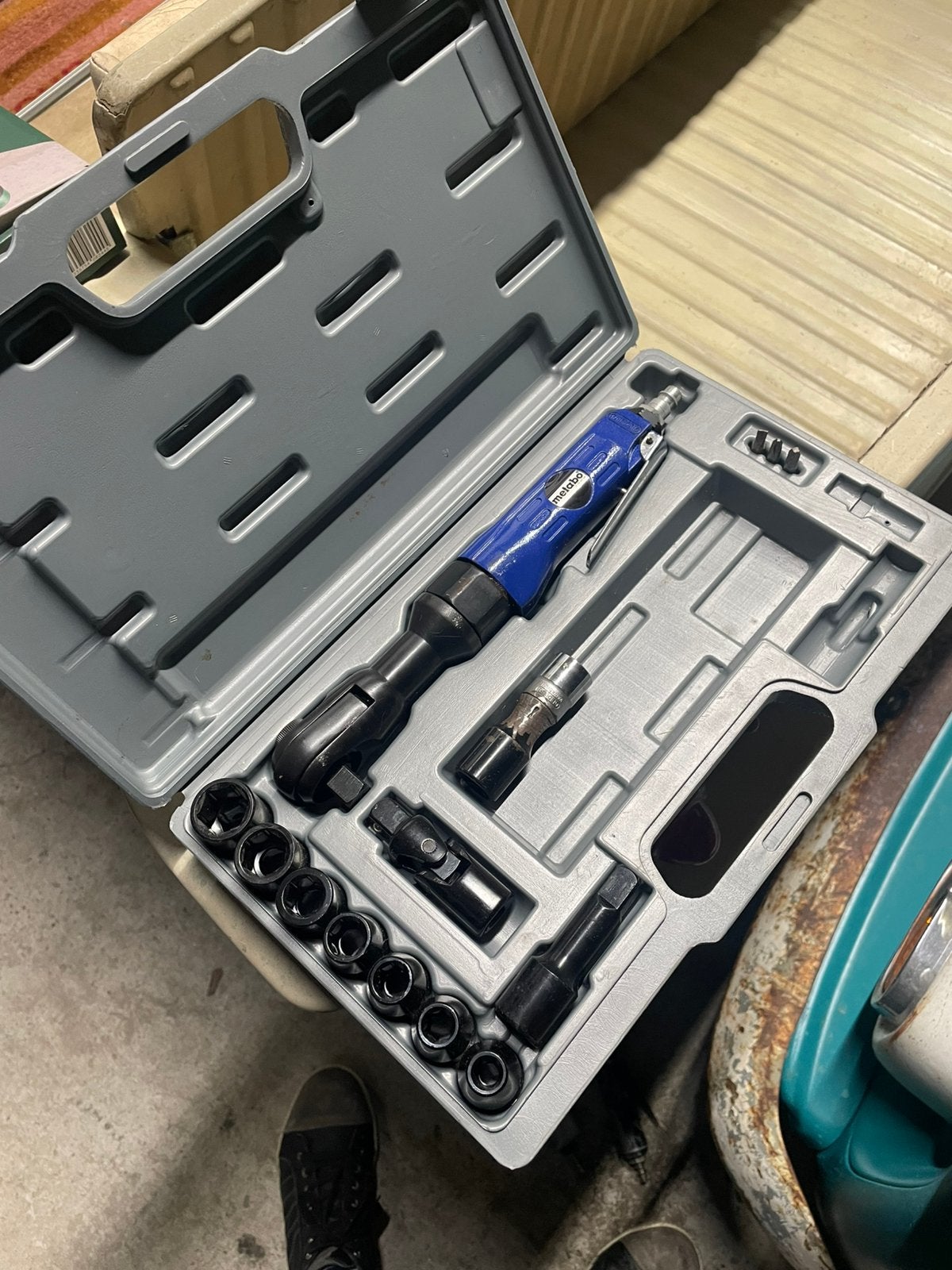 Metabo ratel, Ophalen