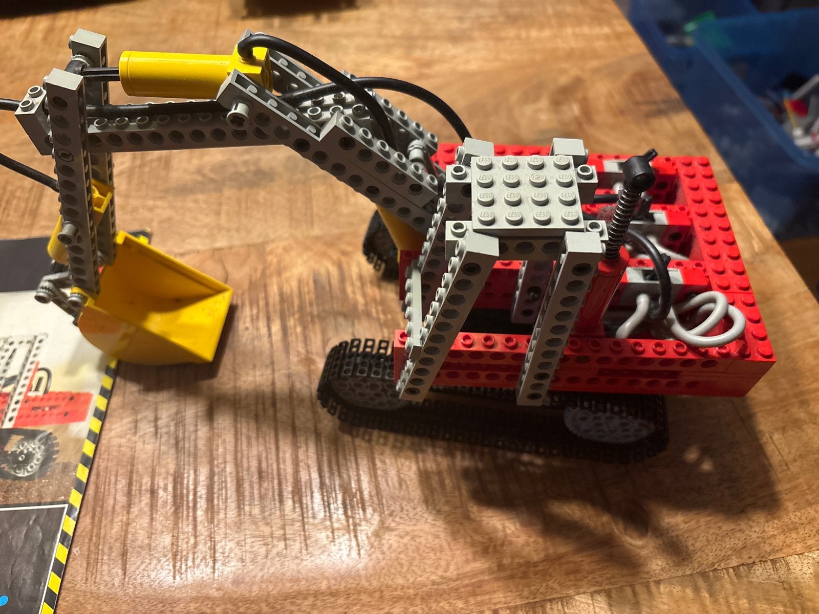 Lego Technic 8851 Pneumatische Graafmachine met Boekje, Ophalen of Verzenden, Gebruikt