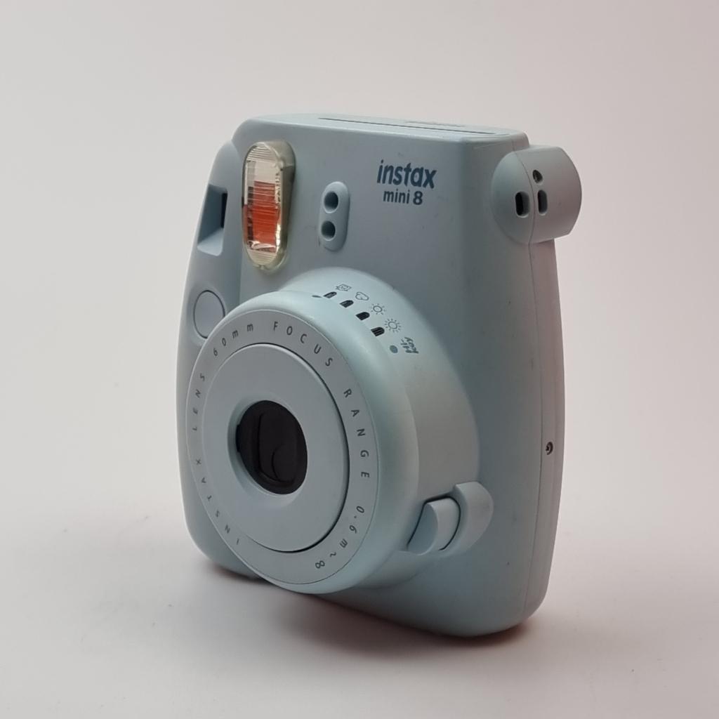 Fujifilm Instax Mini 8 Blauw, Audio, Tv en Foto, Fotocamera's Analoog, Fujifilm, Gebruikt, Support@fujifilm.com, FUJIFILM Corporation
7-3 Akasaka 9-chome
Minato-ku, Tokyo 107-0052
Japan