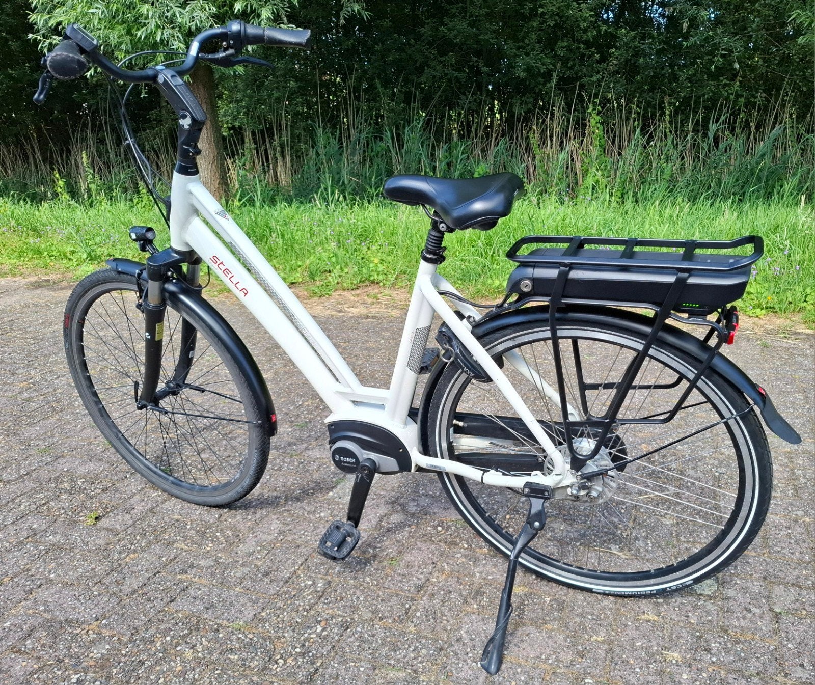 Nette elektrische Stella damesfiets, Bosch middenmotor✅️, Ophalen, 53 tot 56 cm, Versnellingen, Zo goed als nieuw