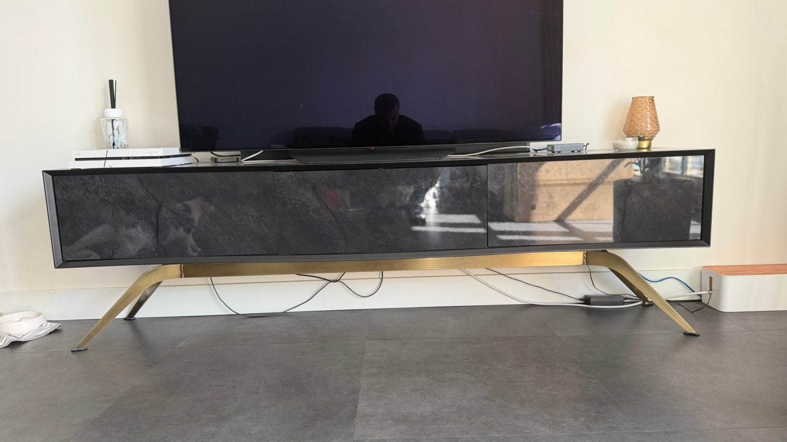 TV Meubel zwart goud, Huis en Inrichting, Ophalen, Overige materialen, Modern, elegant, 150 tot 200 cm