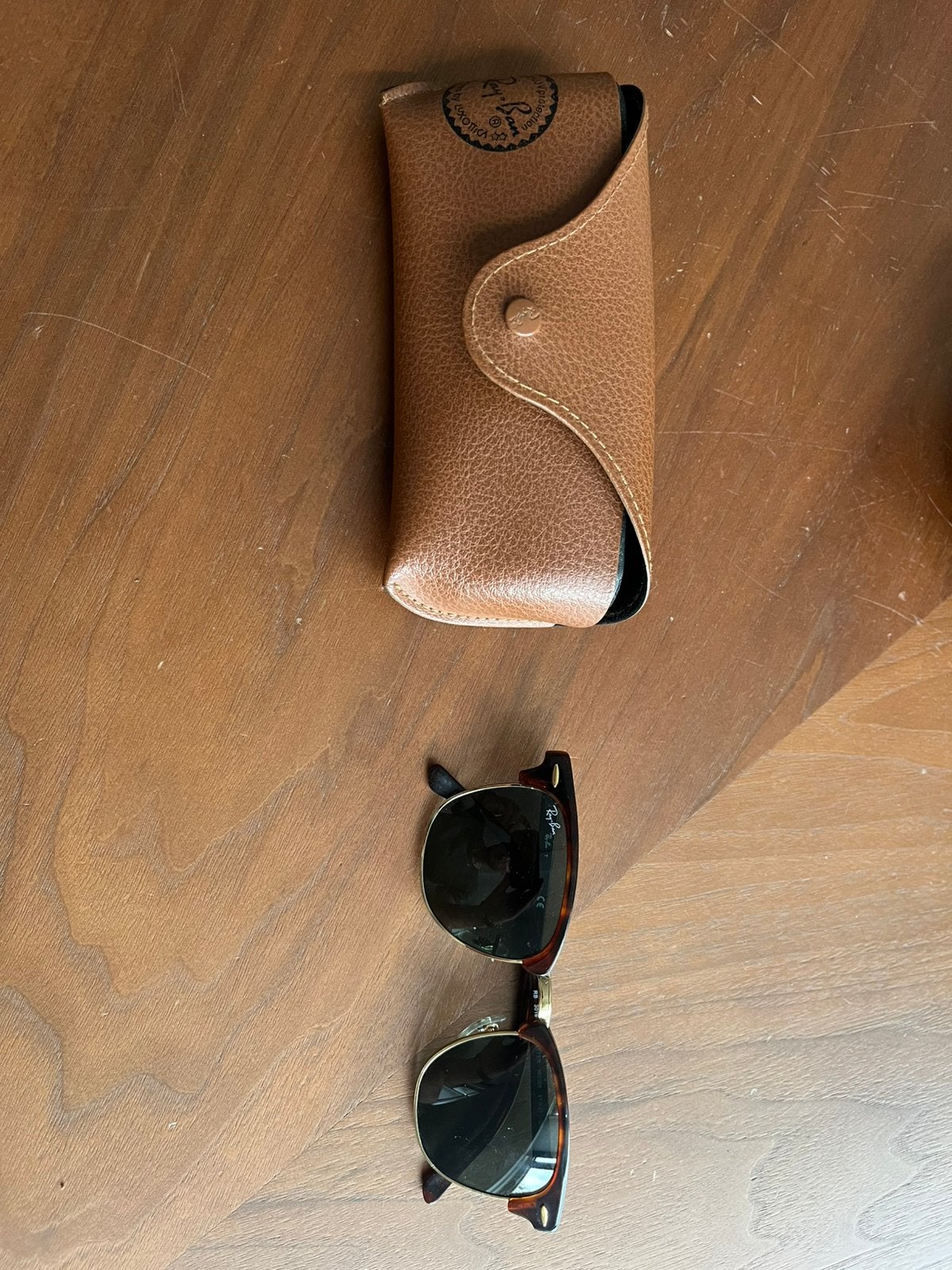 Ray-ban clubmaster zonnenbril, Sieraden, Tassen en Uiterlijk, Zonnebrillen en Brillen | Dames, Zonnebril, Bruin, Ophalen of Verzenden