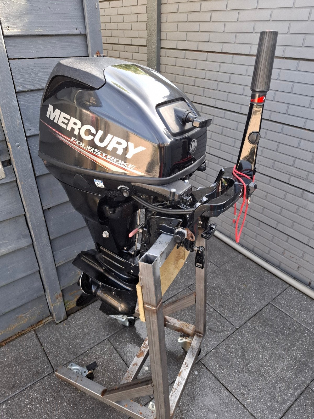 Mercury 15 pk 4t kortstaart / Trailer, Watersport en Boten, Rubberboten, Ophalen, Zo goed als nieuw, Brandstoftank, Mercury