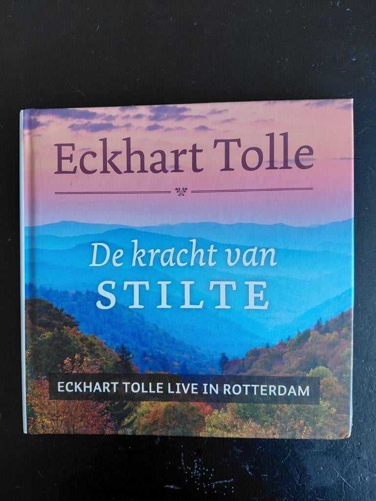 De kracht van stilte,  Eckhart Tolle, Ophalen of Verzenden, Zo goed als nieuw, Spiritualiteit algemeen, Overige typen