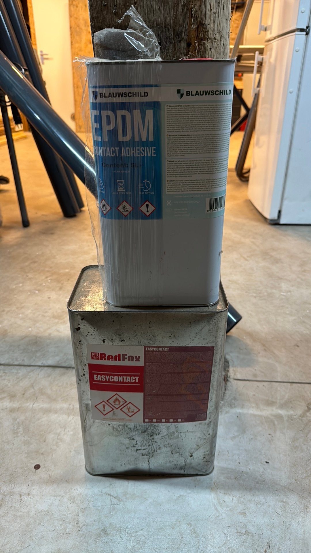 EPDM lijm 8,5 kg / contactlijm, Overige materialen, Zo goed als nieuw, 15 m² of meer, Ophalen