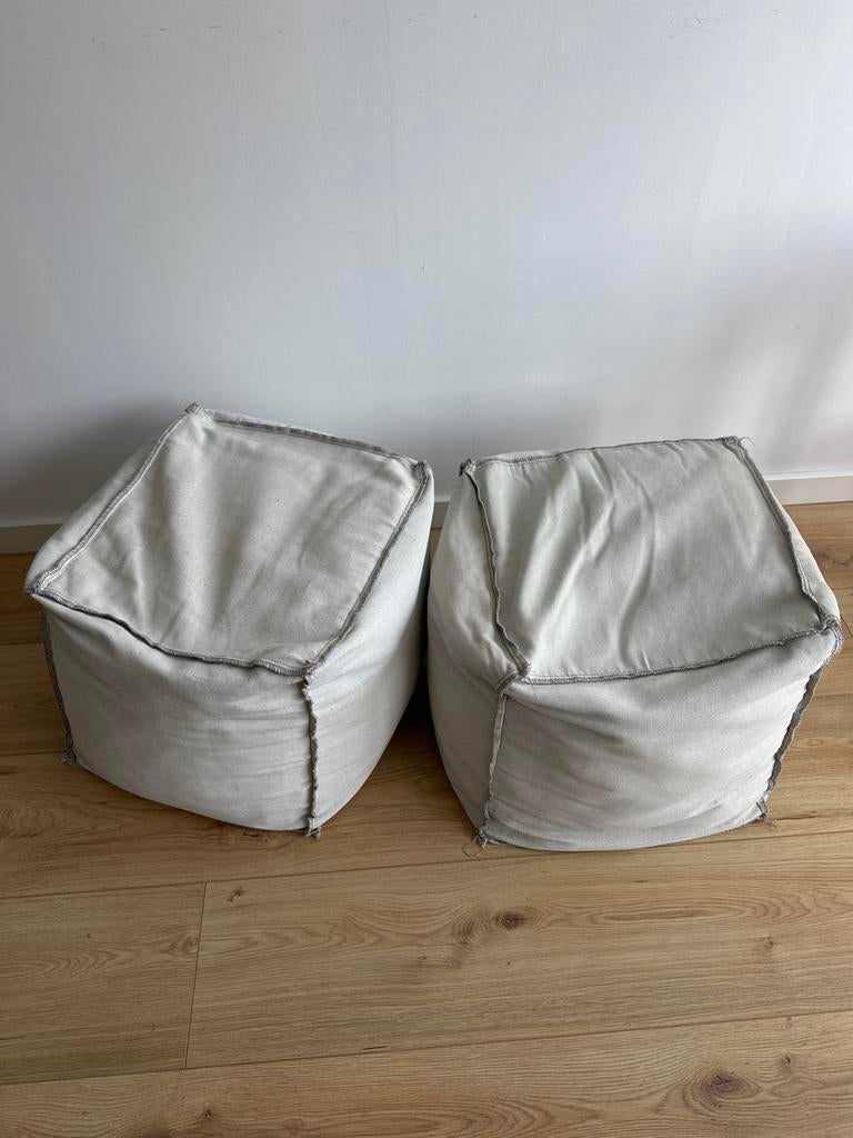Twee zitzakken met verwijderbare hoezen, Huis en Inrichting, Zitzakken, Ophalen, Gebruikt, Wit, Zitzak