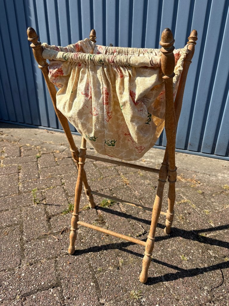Grootmoeders breimandje, Ophalen