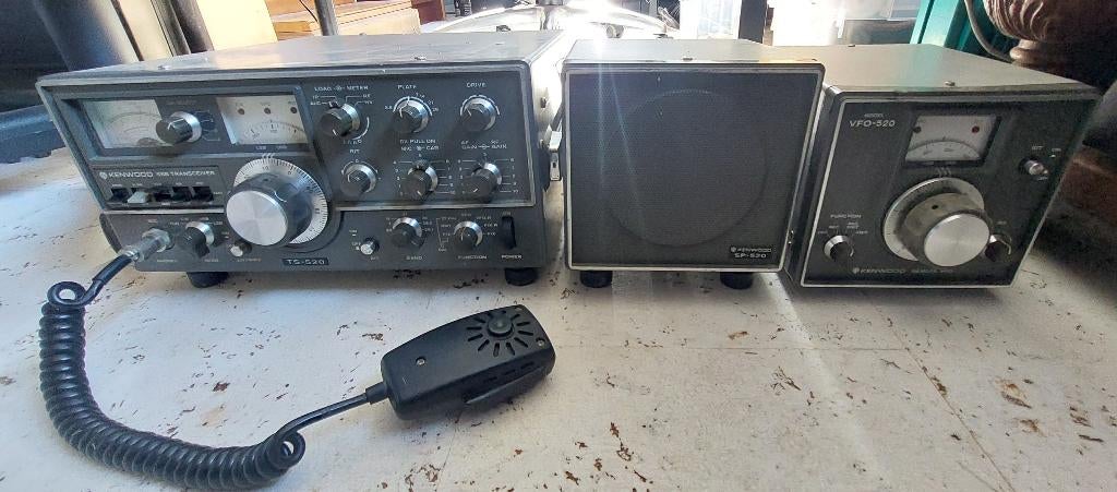 Kenwood TS120 line, en div ex-Army radiozendapparatuur, Ophalen, Gebruikt, Zender en Ontvanger