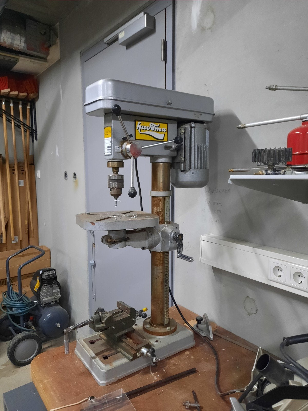 Huvema Kolomboormachine HU-16 A (1983), Doe-het-zelf en Verbouw, Gereedschap | Boormachines, Ophalen, Gebruikt, 600 watt of meer