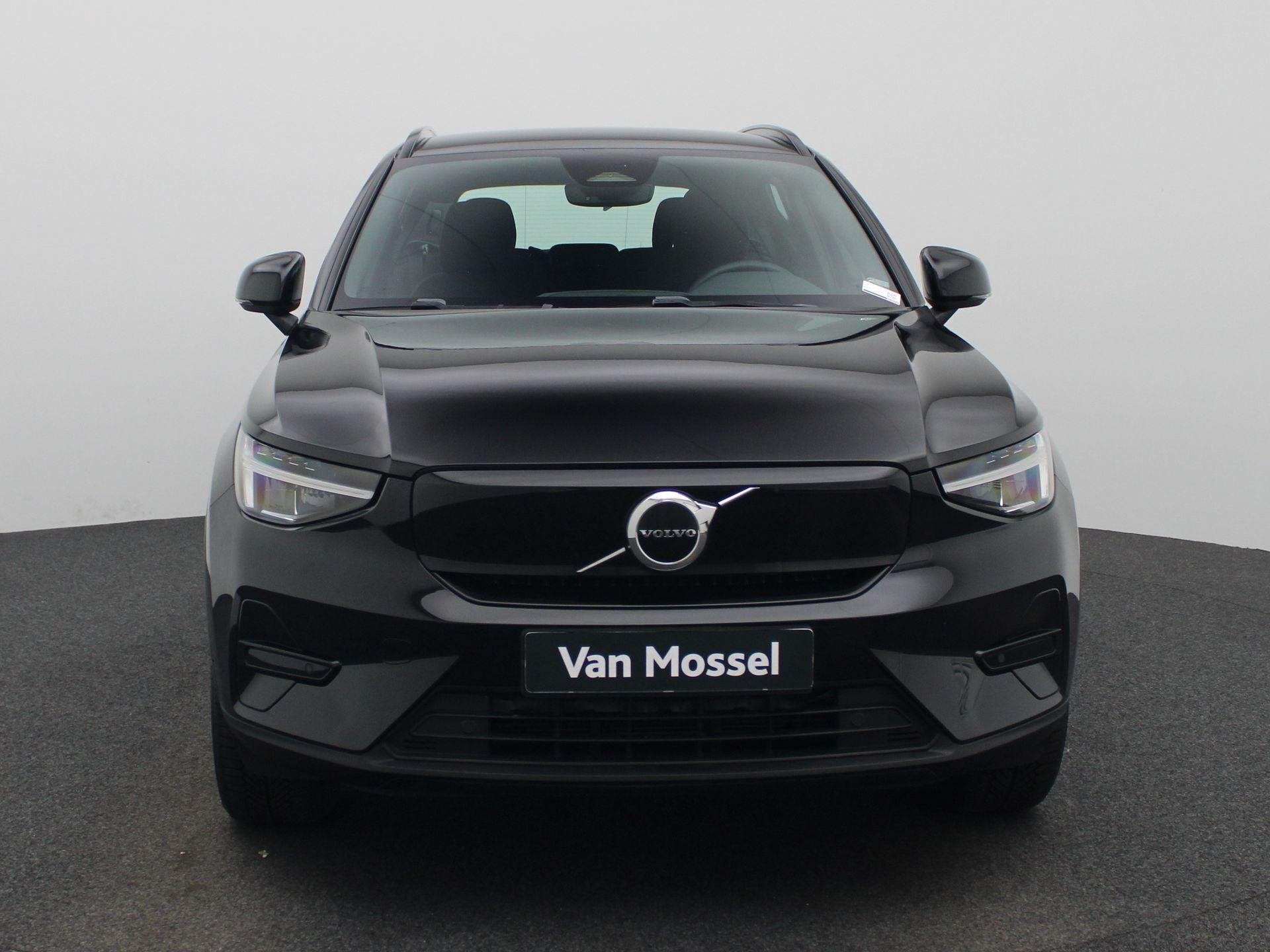 Volvo XC40 Recharge Core, Auto's, Gebruikt, Automatische klimaatregeling, Zwart, 420 min
