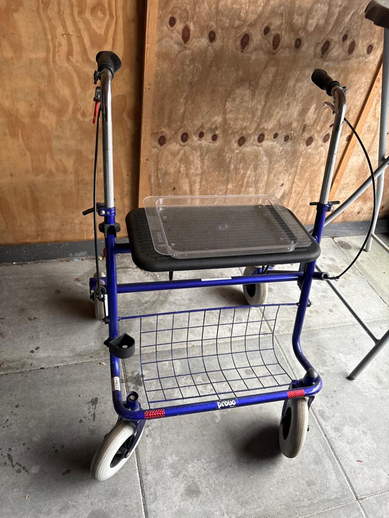 Extra stevige brede rollator van provo, Diversen, Rollators, Ophalen, Zo goed als nieuw