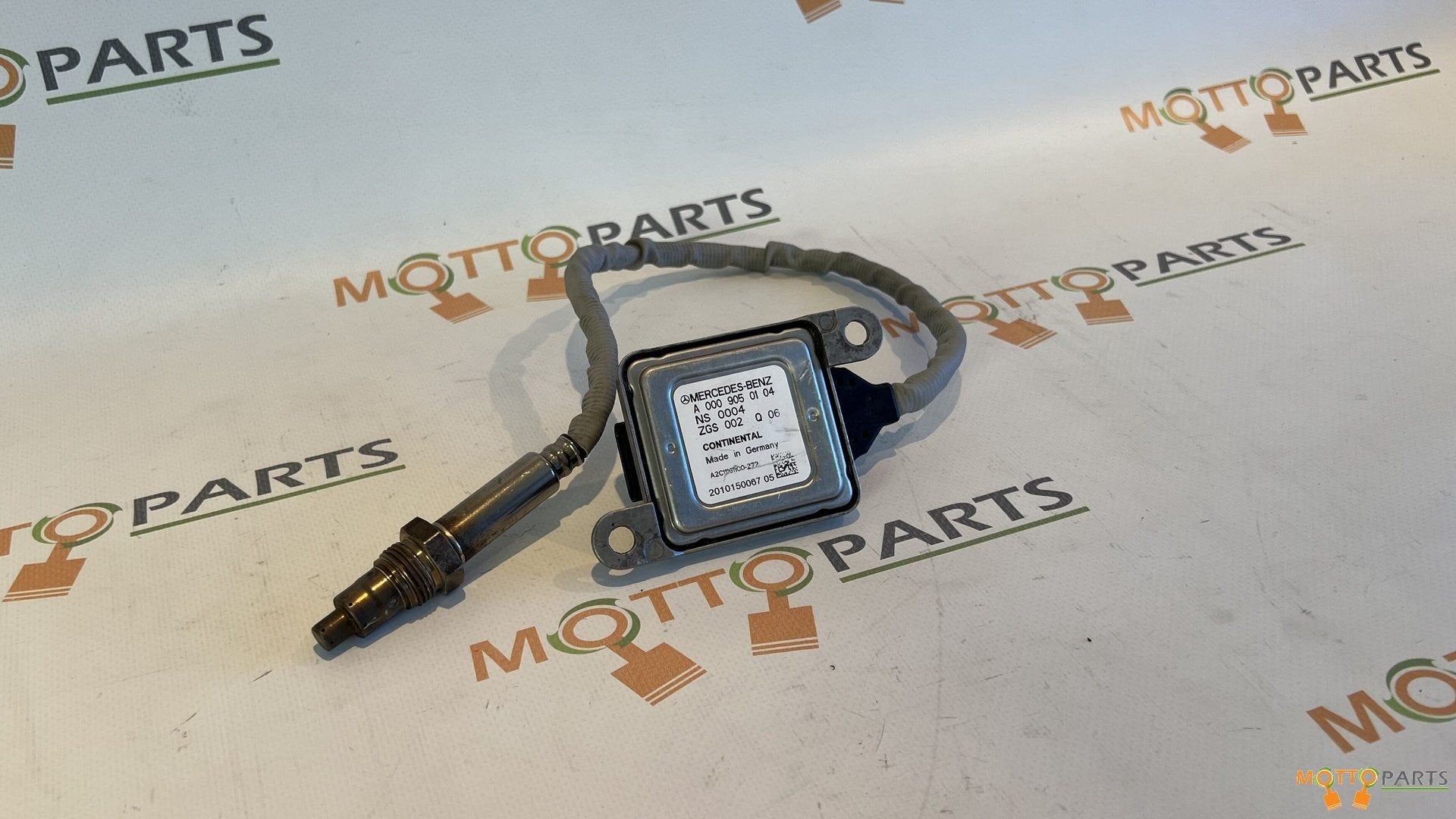 Mercedes-Benz NOx sensor A0009050104 - ZGS002Q06, Auto-onderdelen, Elektronica en Kabels, Gebruikt, Ophalen of Verzenden
