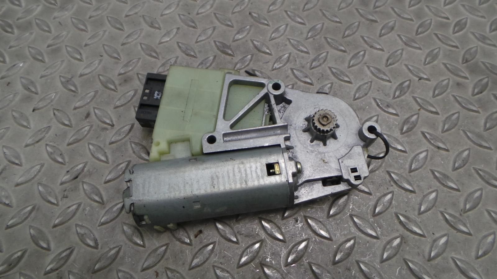 BMW 5 SERIES 535DA CABRIOLET DAK MOTOR 2004, Ophalen of Verzenden, Gebruikt, Stiba lid