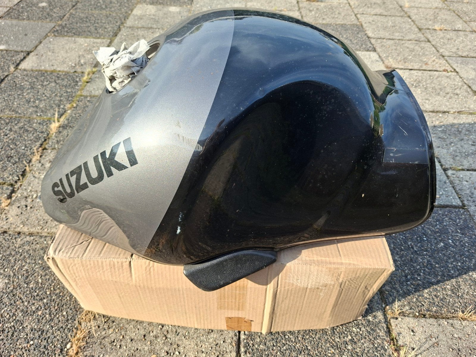 Hayabusa Benzinetank 1999 Grijs/Zwart (Oerbusa), Ophalen of Verzenden, Gebruikt