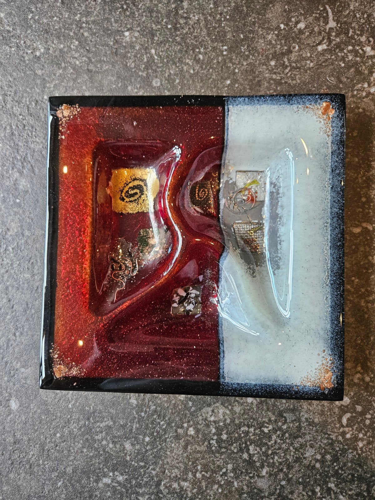 Uniek handgemaakt glazen schaaltje - Rood & Wit design, Ophalen of Verzenden