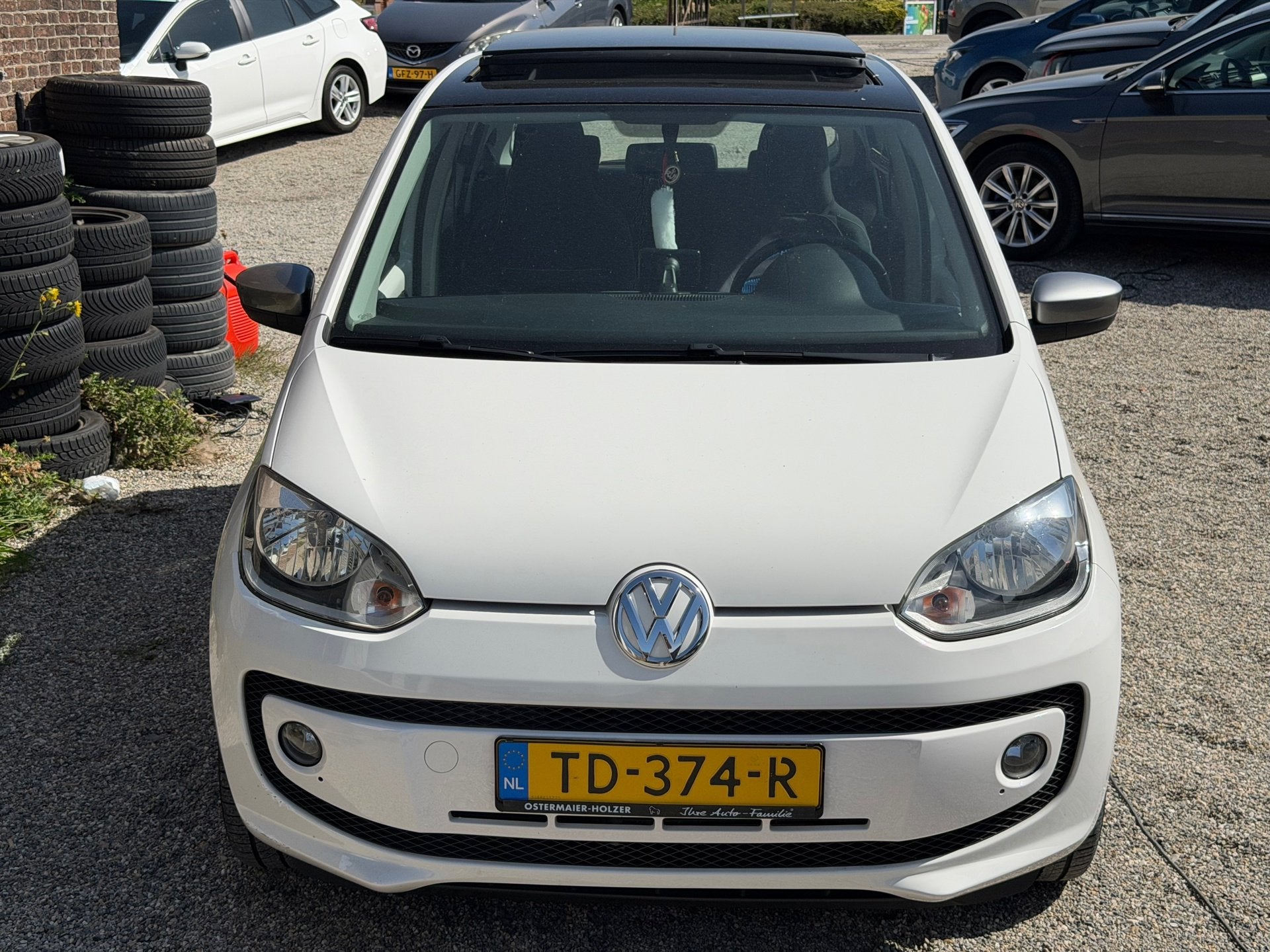 Volkswagen Up! 1.0 groove up! BlueMotion Pano OpenDak Stoel, Auto's, Volkswagen, 21 km/l, Gebruikt, Up!, Wit