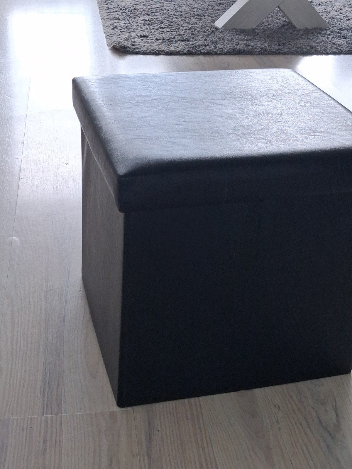Zwarte lederen poef met afneembare deksel, Minder dan 50 cm, Gebruikt, Vierkant, Ophalen of Verzenden