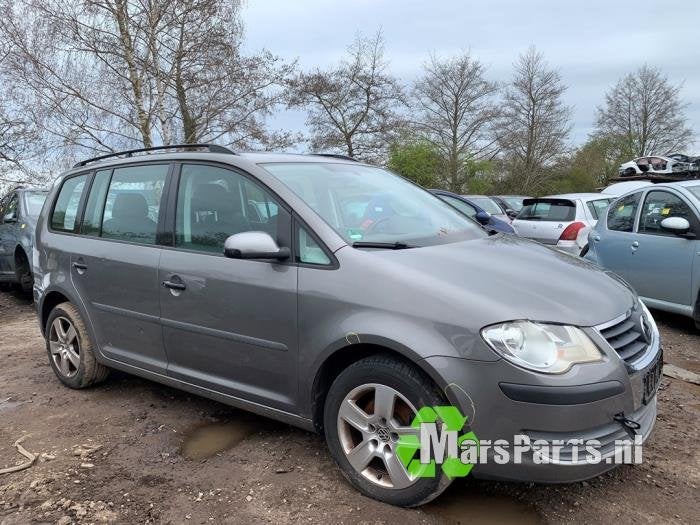 Dorpel rechts van een Volkswagen Touran (LD7S), Auto-onderdelen, Gebruikt, -, Volkswagen, -
