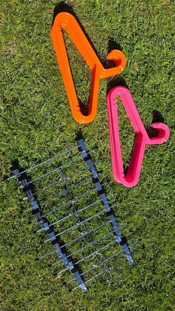 Ikea Bagis kledinghangers (20 stuks) + 10 knijphangers, Ophalen of Verzenden, Gebruikt