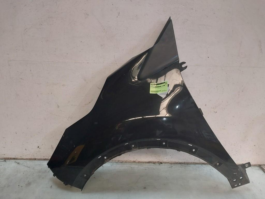 Spatbord Links Voor Renault Captur I (2R) 2017 631018073R, Gebruikt, Renault Deutschland AG, Dialog.deutschland@renault.de, Peter-Huppertz-Straße 5, Köln 51063, , Duitsland