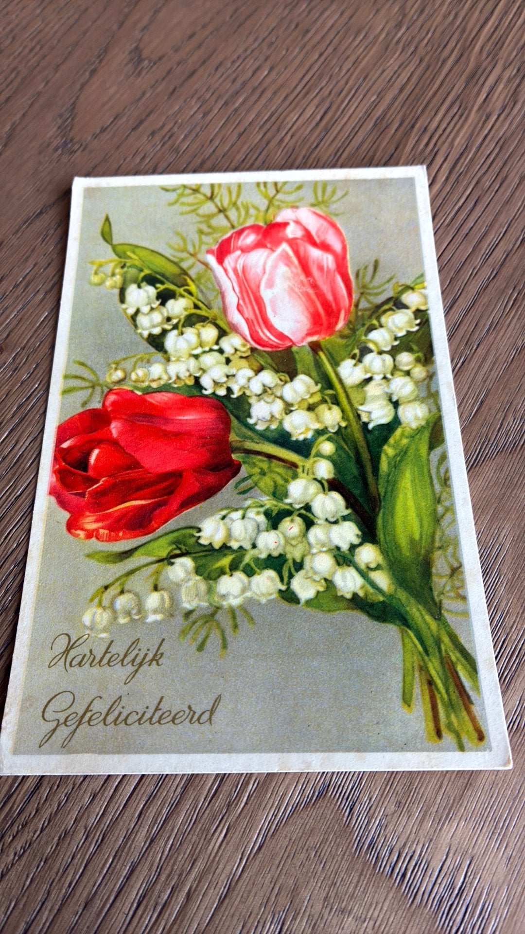 Gefeliciteerd. Tulpen en lelietjes. Glanskaart, Ophalen of Verzenden, 1920 tot 1940, Gelopen