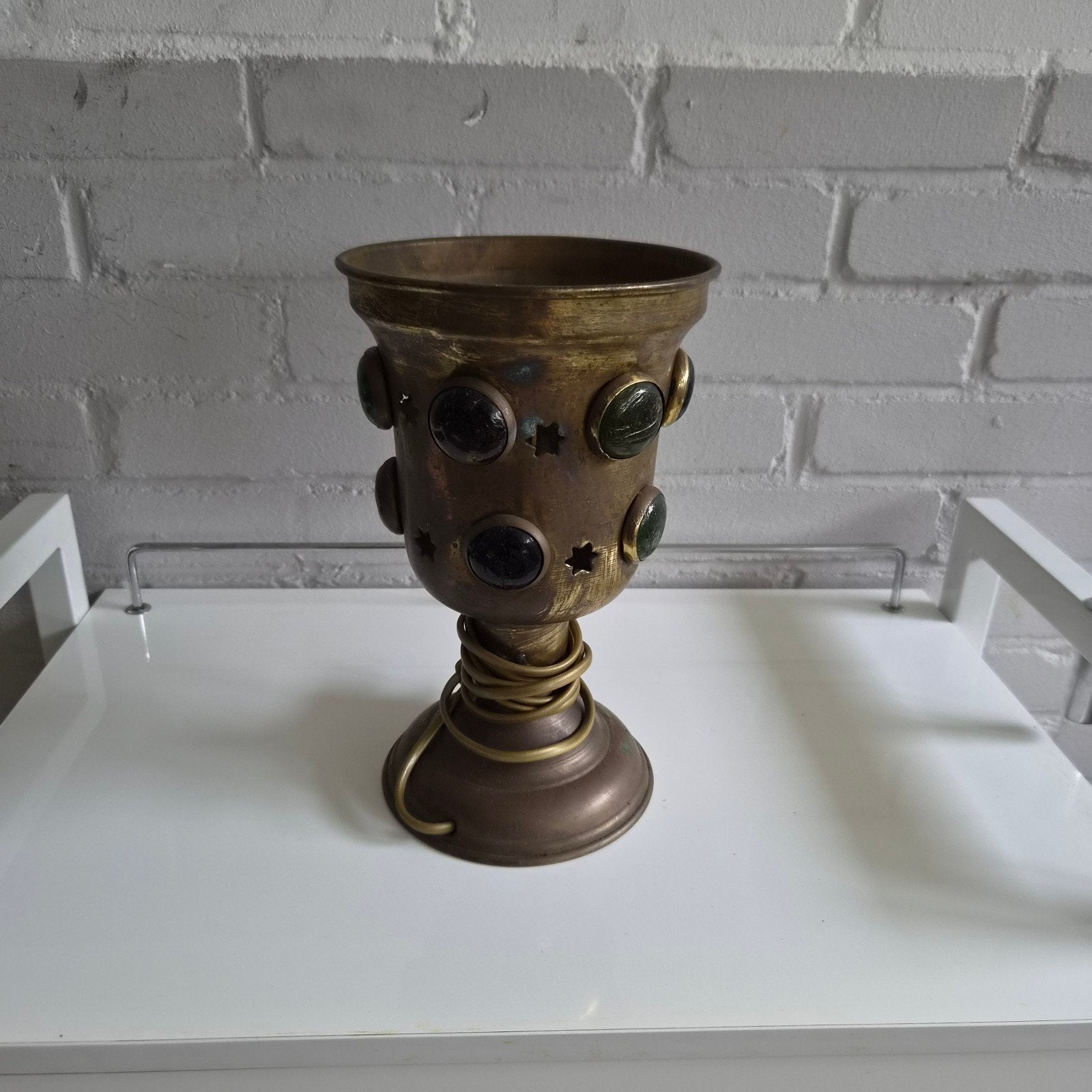 Vintage koperen lamp met gekleurde glazen inzetstukken, Ophalen of Verzenden