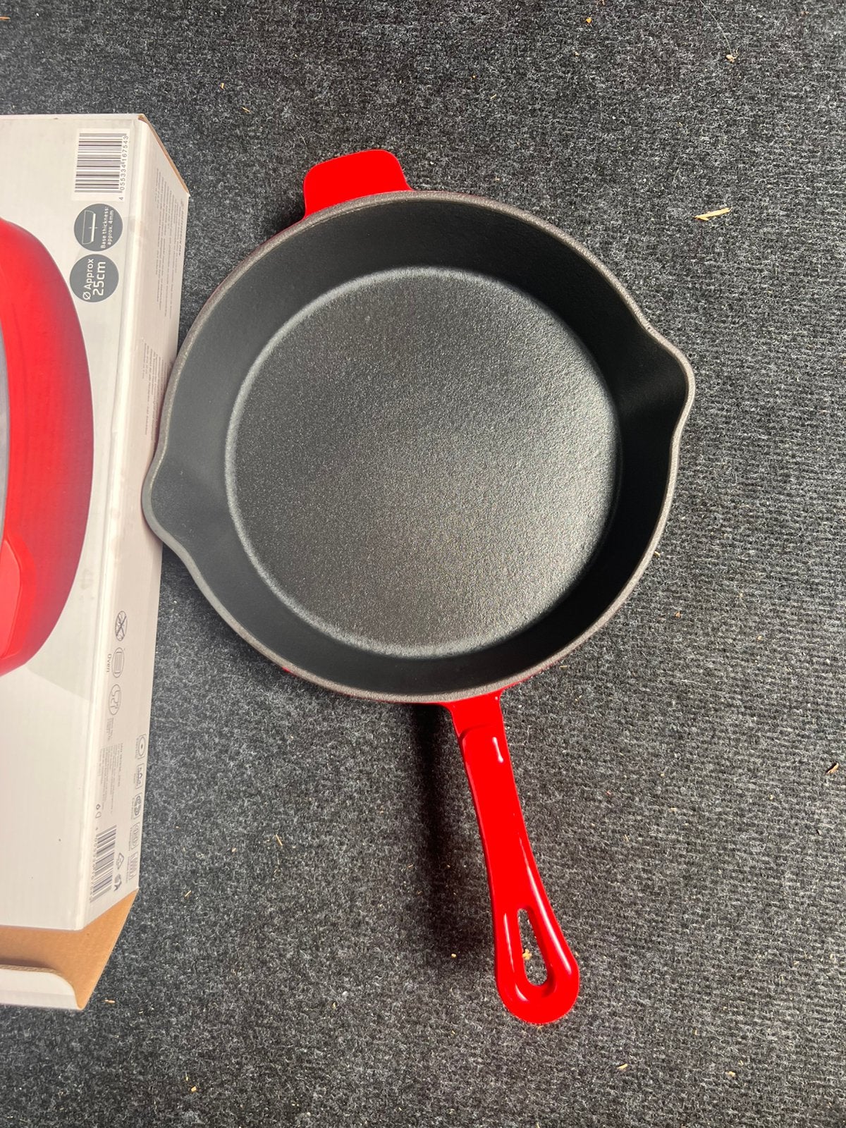 Gietijzeren pan 25cm nieuw, Huis en Inrichting, Keuken | Potten en Pannen, Ophalen, Koekenpan, Gietijzer, Nieuw