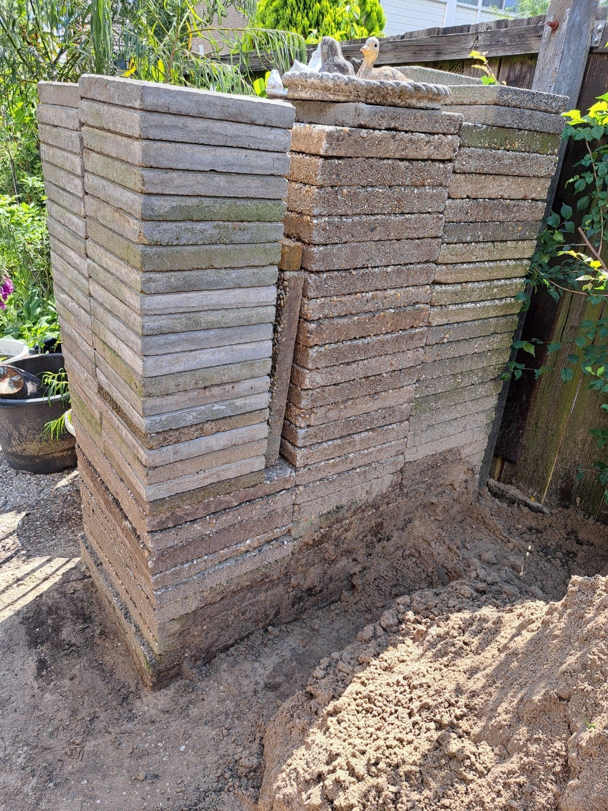 Gratis afhalen: stoeptegels 30x30 en/of grindtegels 60x40, Tuin en Terras, Ophalen, Gebruikt, Beton, Terrastegels
