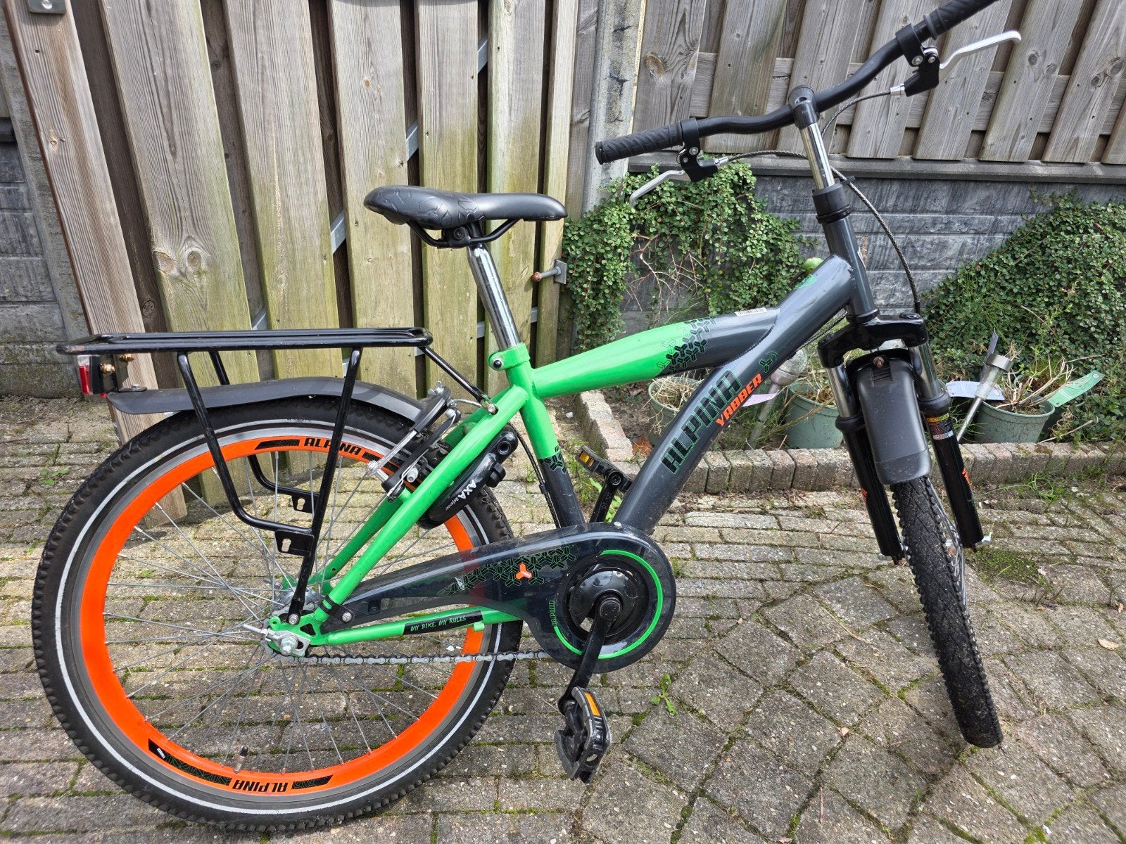 Jongensfiets 22 inch Alpine Yabber, Ophalen, Gebruikt, Terugtraprem, Overige merken