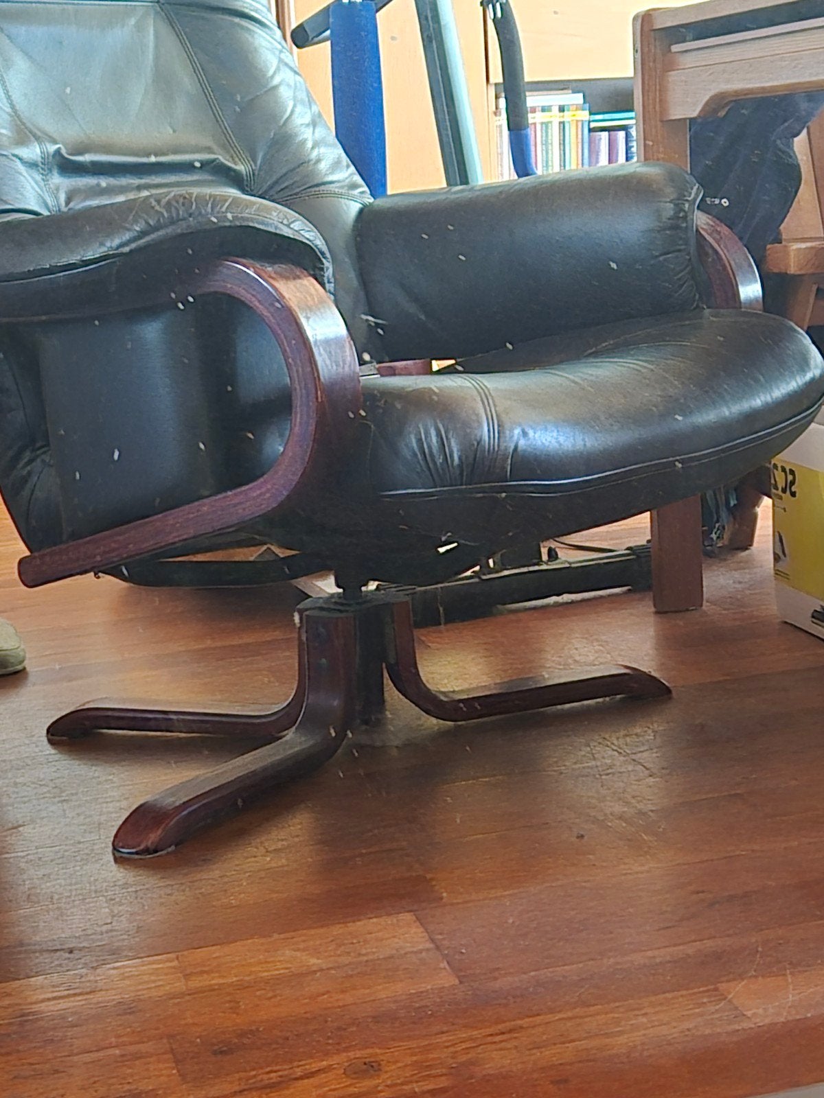 Comfortabele leren fauteuil - Zwart, Ophalen, Gebruikt, Klassiek, Comfortabel, Zwart