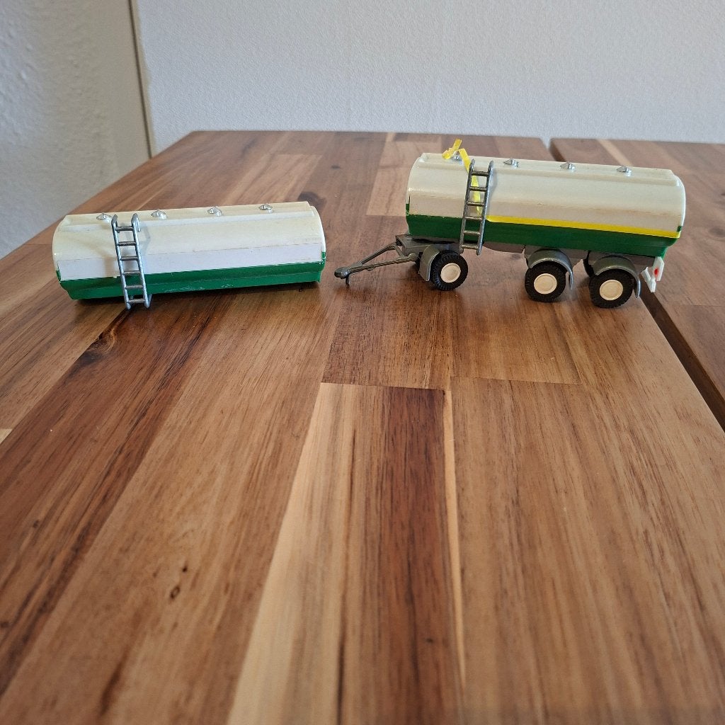 BP LOSSE TANK & 6 X 2 AANHANGER /ONDERLOSSER V.VERBOUWER., Verzenden, Gebruikt, Bus of Vrachtwagen, Tekno