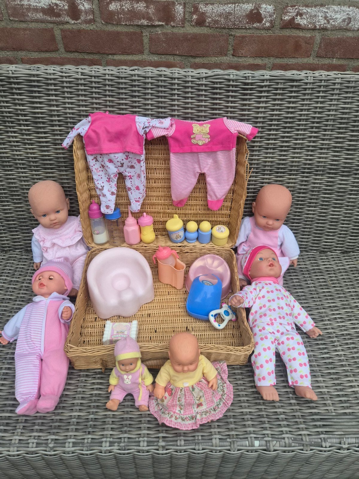 groot pakket poppen en accessoires, Ophalen, Babypop
