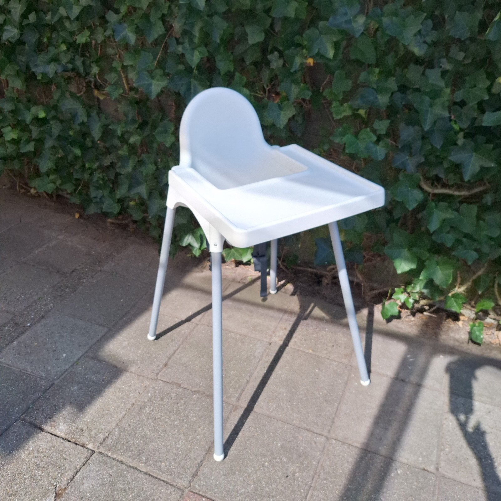 IKEA ANTILOP kinderstoel met blad, wit (evt. 2 stuks), Kinderen en Baby's, Kinderstoelen, Ophalen