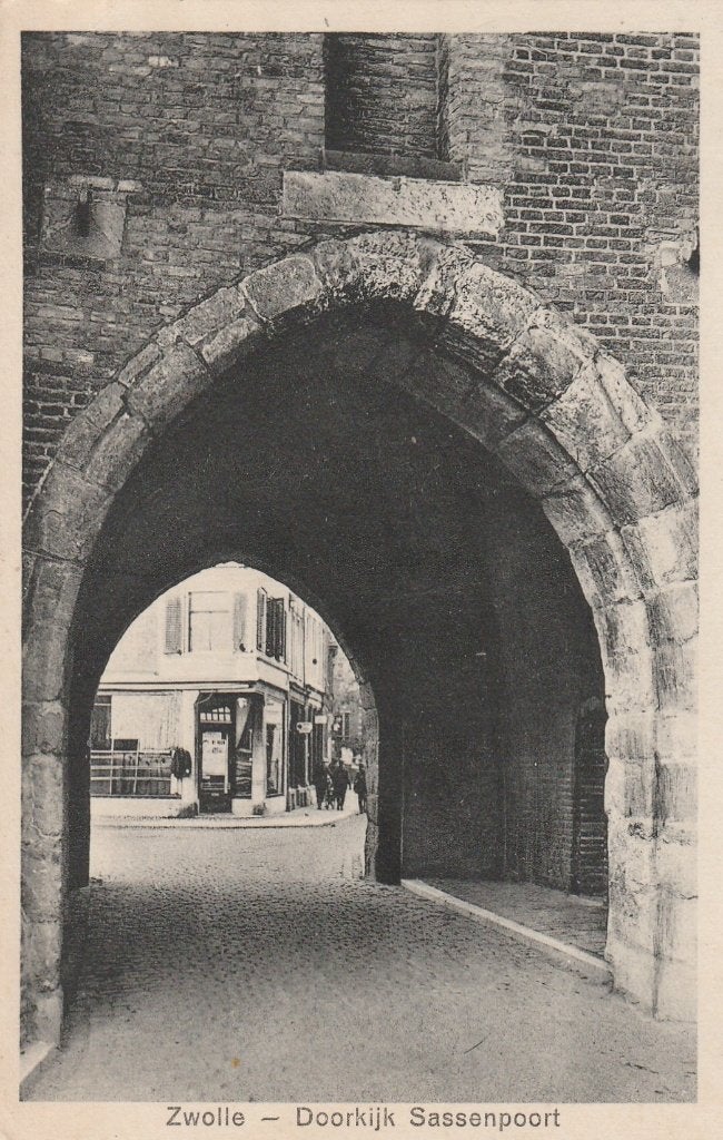 zwolle- doorkijk sassenpoort, Ophalen of Verzenden, Voor 1920, Overijssel