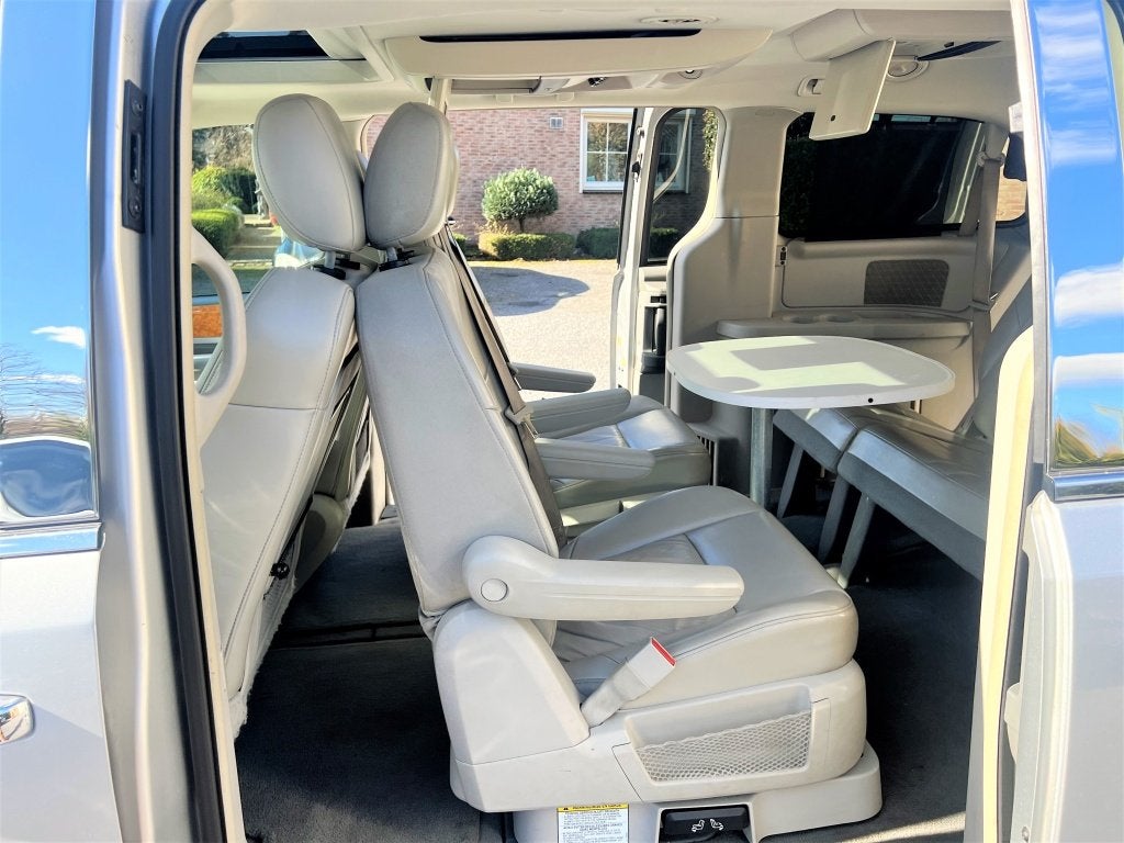 Chrysler Grand Voyager 4.0 V6 LIMITED OPEN-DAK SWIVEL&GO+TAF, Auto's, Chrysler, Automaat, Dealer onderhouden, Gebruikt, Automatische klimaatregeling