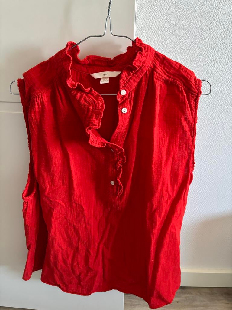 Mouwloze rode blouse met ruches van H&M, Ophalen, Maat 42/44 (L), Zo goed als nieuw, Zonder mouw