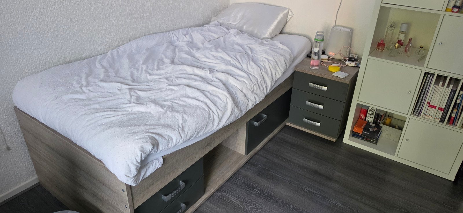 Eenpersoons kajuitbed Pep (90x200) met lattenbodem en matras, Ophalen, Gebruikt, 90 cm, 200 cm